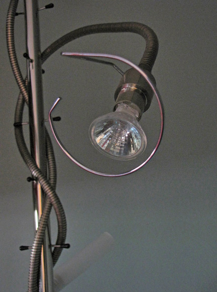 circle of lamp in Antion Geek Room